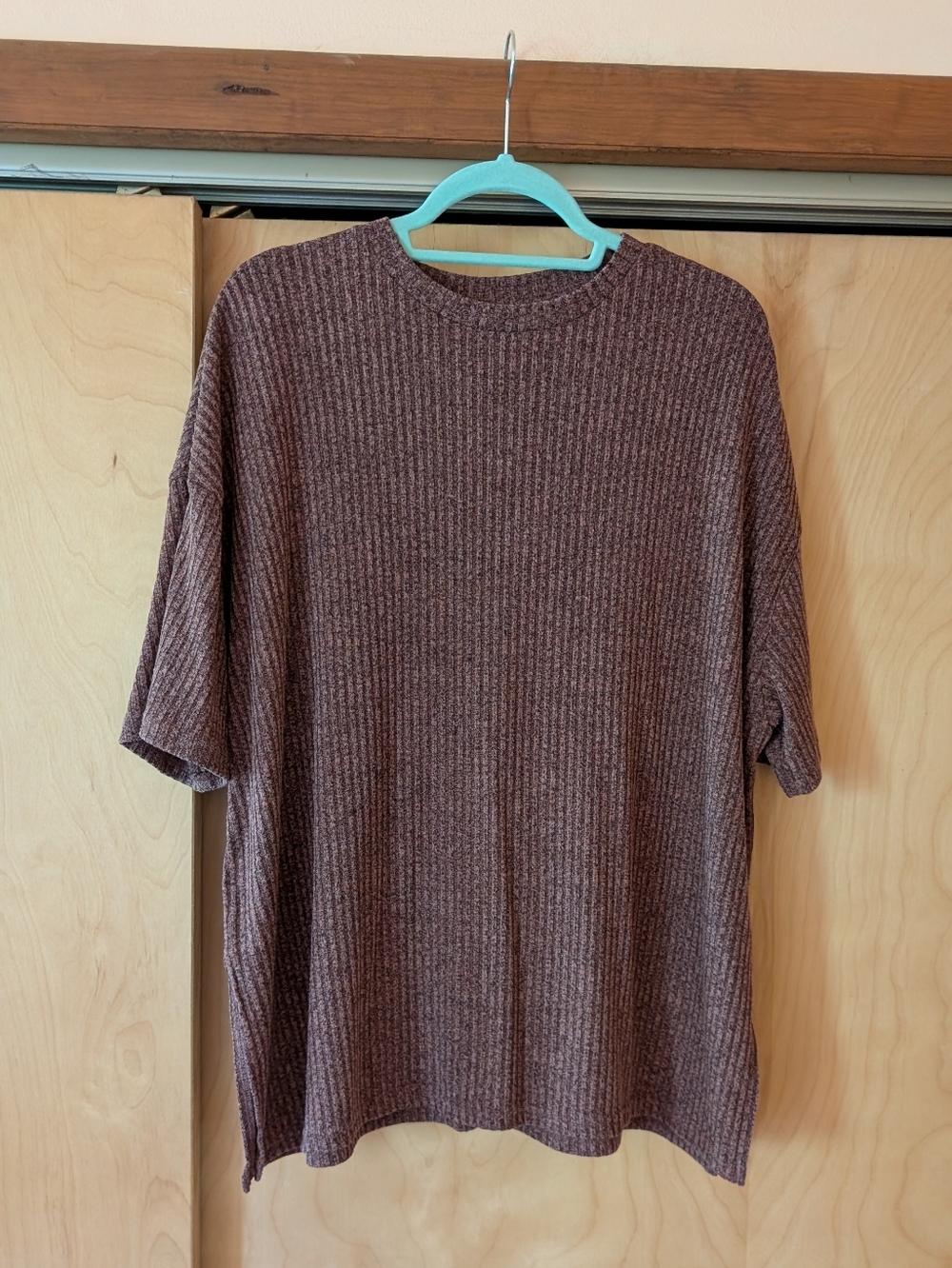 Zara By Trafaluc Ribbed Knit Short Sleeve Oversized Top in Maroon